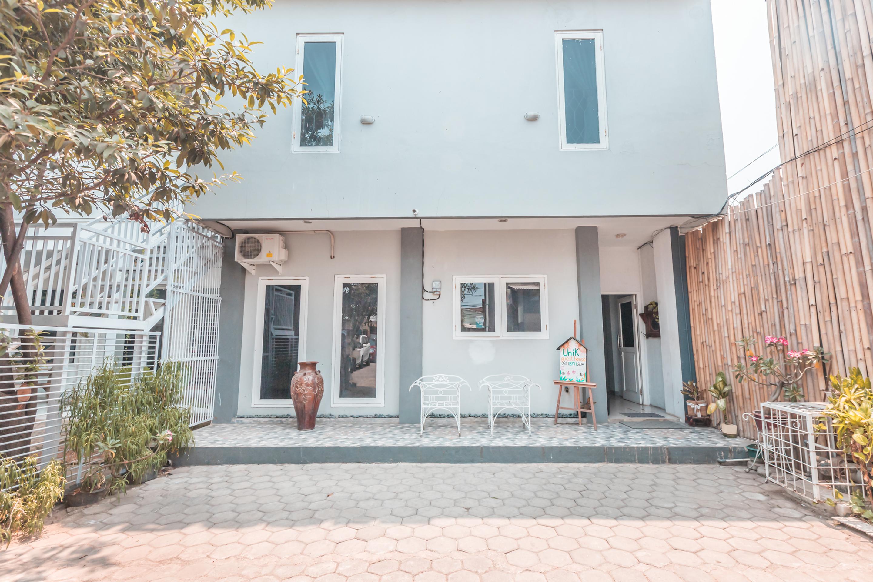 Oyo 1555 Unik Guesthouse Syariah Dżakarta Zewnętrze zdjęcie
