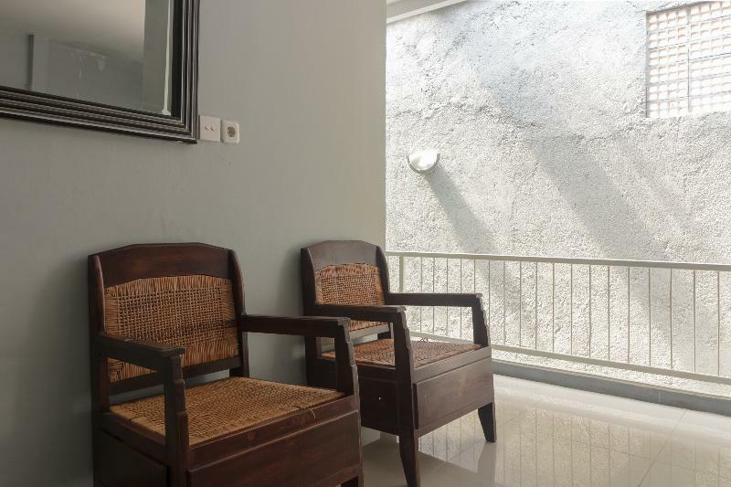 Oyo 1555 Unik Guesthouse Syariah Dżakarta Zewnętrze zdjęcie